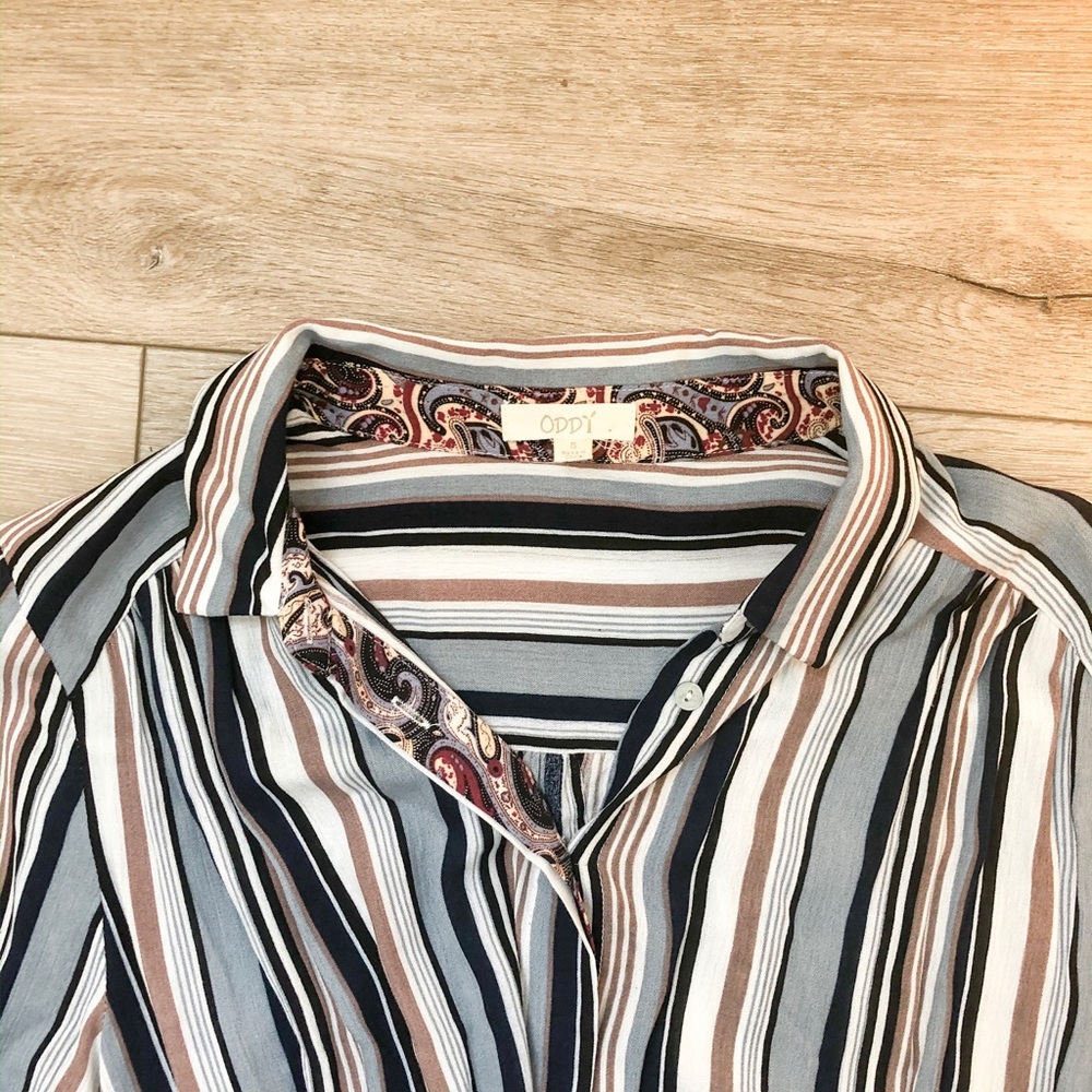 💙ODDY Striped Button Down - Picture 2 of 7